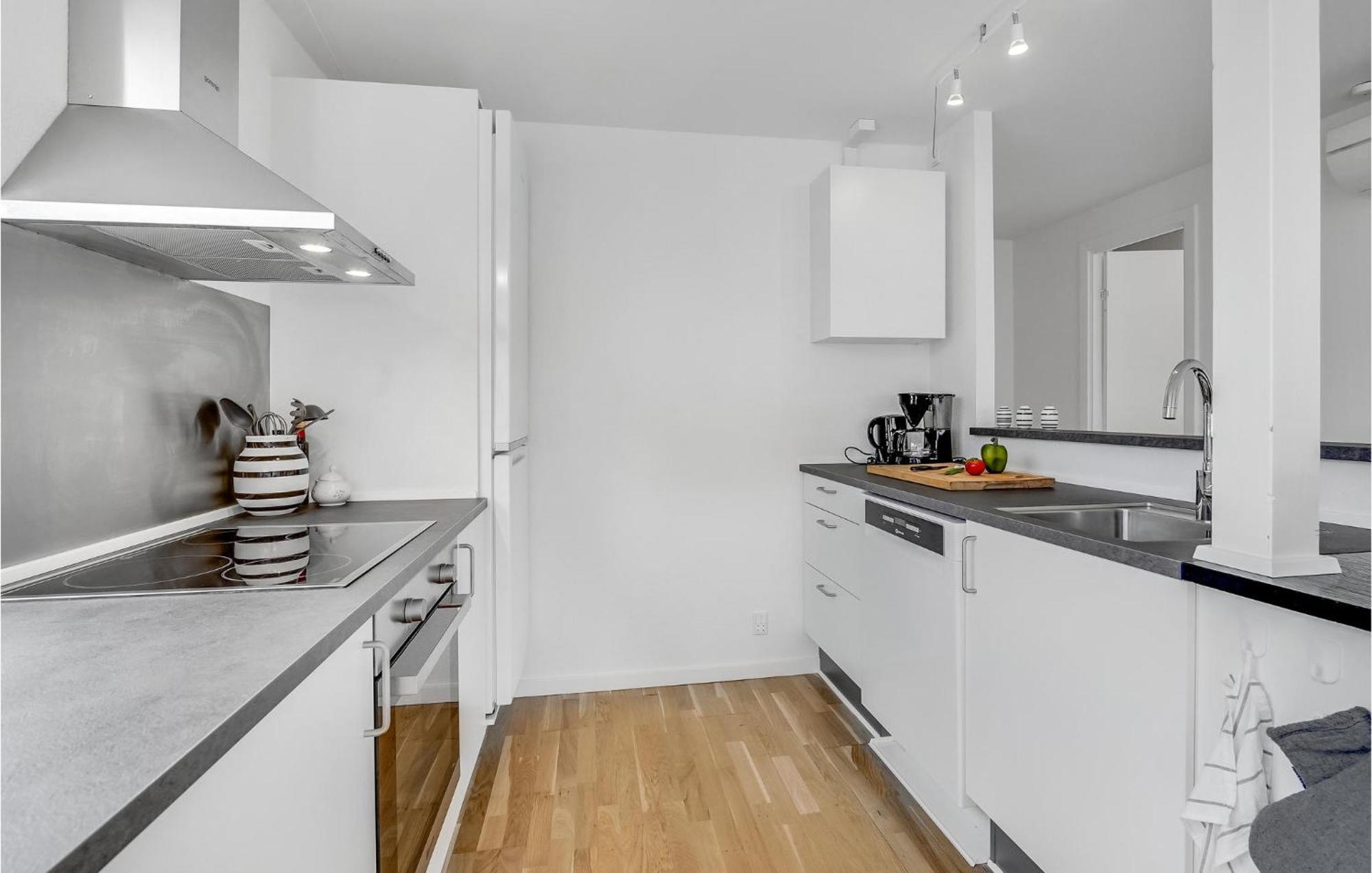 2 Bedroom Stunning Home In Stroby Bagian luar foto