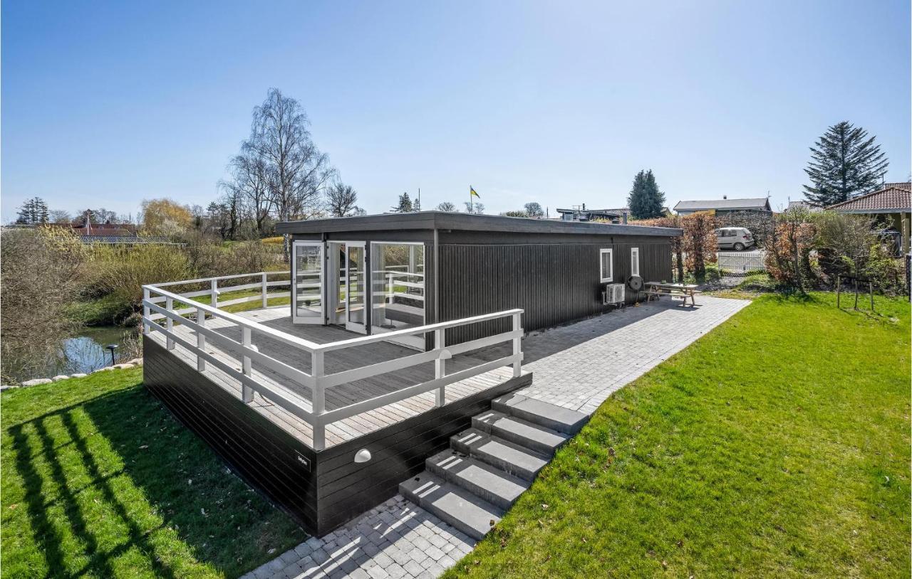 2 Bedroom Stunning Home In Stroby Bagian luar foto