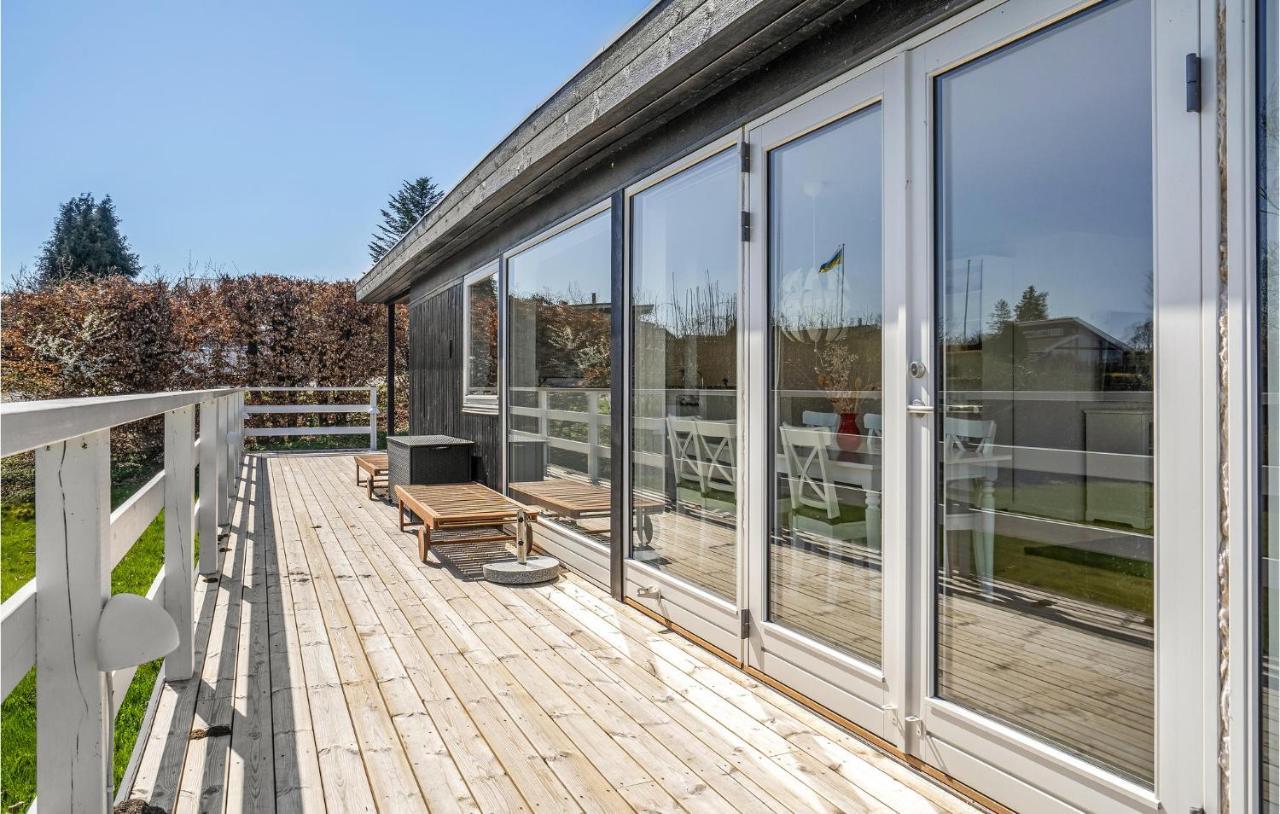 2 Bedroom Stunning Home In Stroby Bagian luar foto