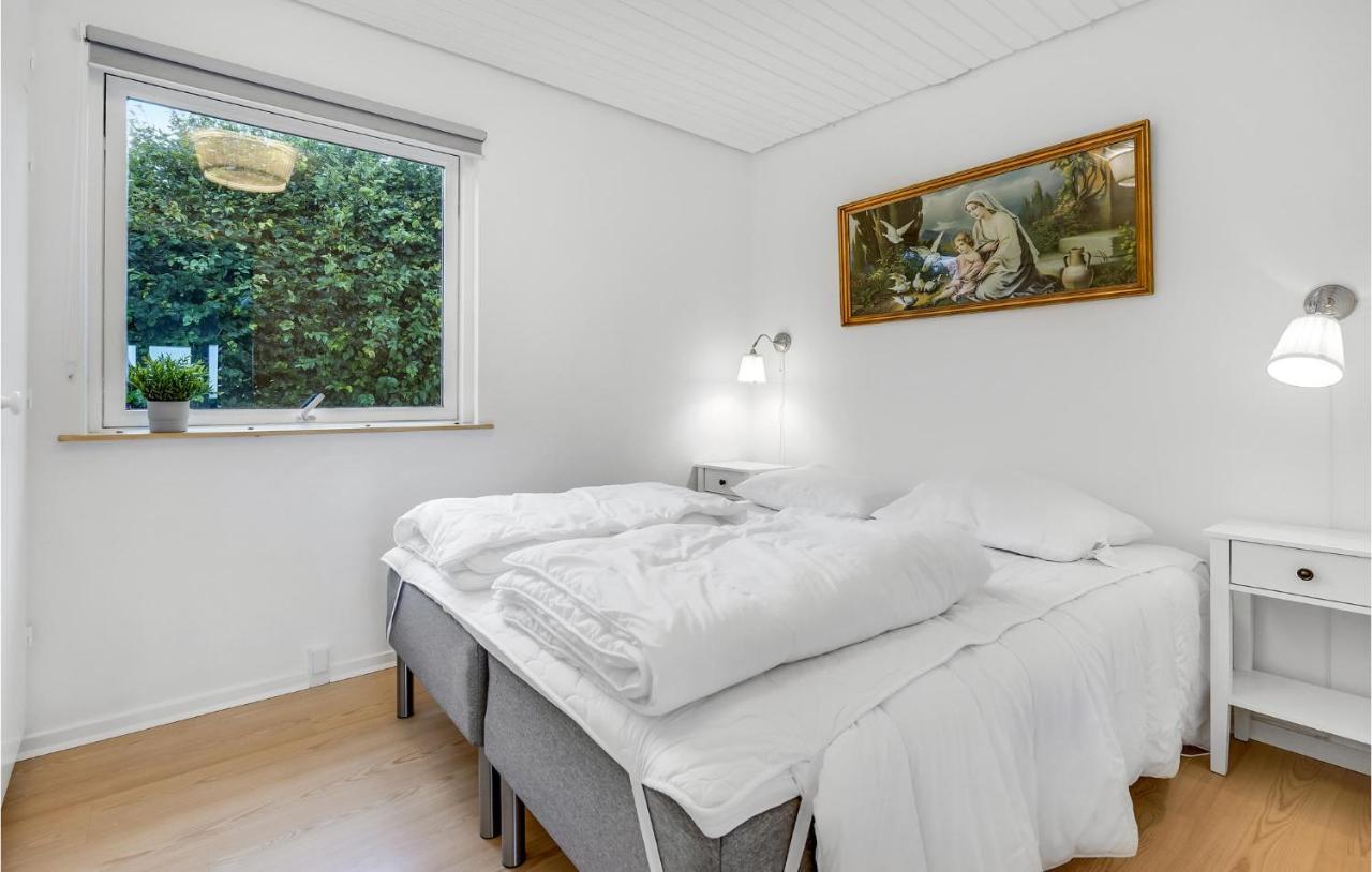 2 Bedroom Stunning Home In Stroby Bagian luar foto