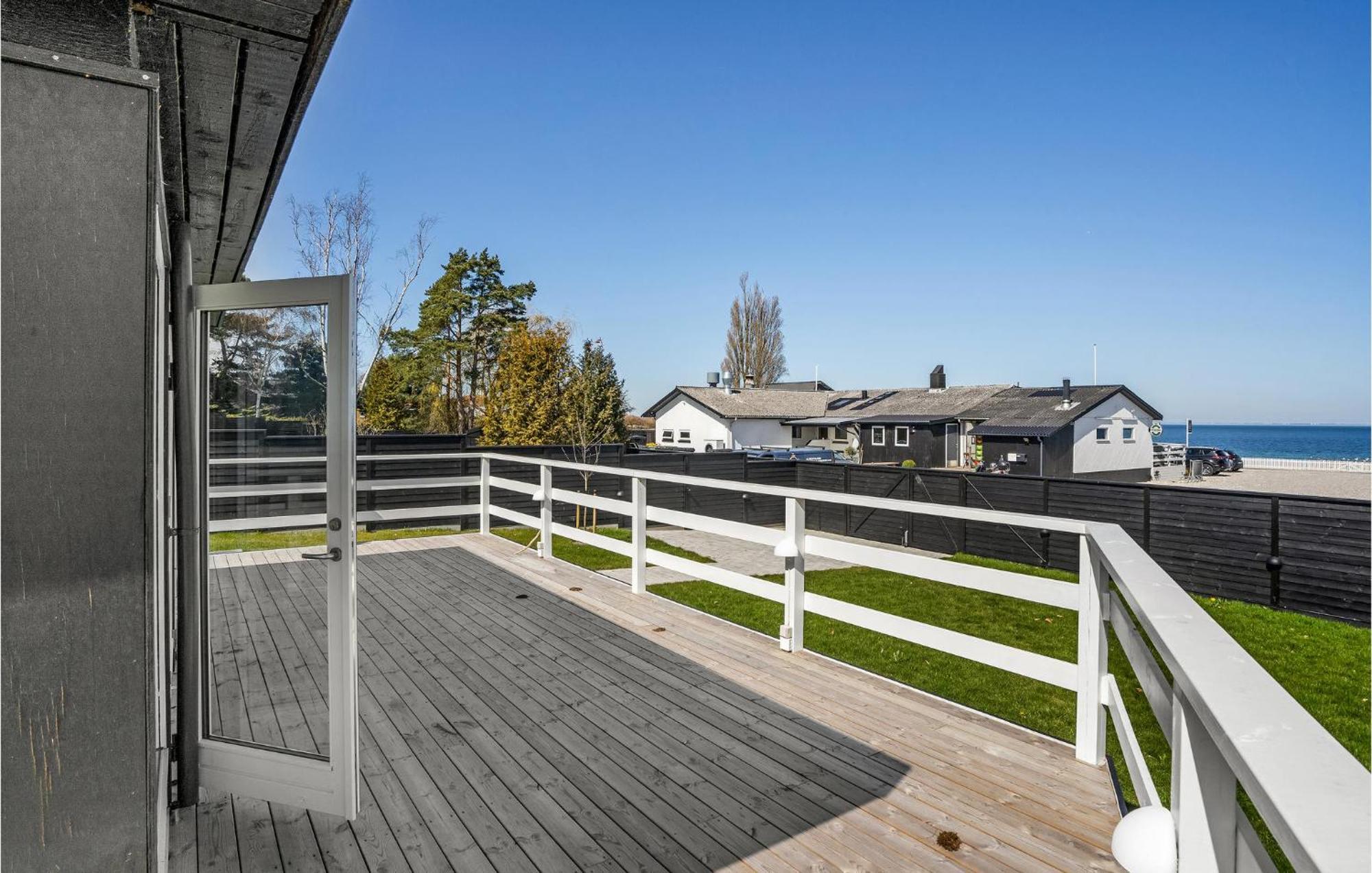 2 Bedroom Stunning Home In Stroby Bagian luar foto